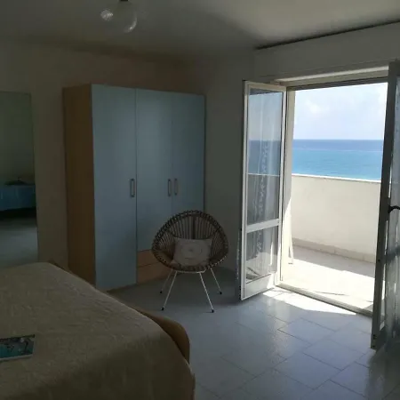 Attico Sul Mare Calabria Costa Ionica * Casa Borgorosso